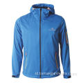 Jaket softshell hiking yang sangat bernapas